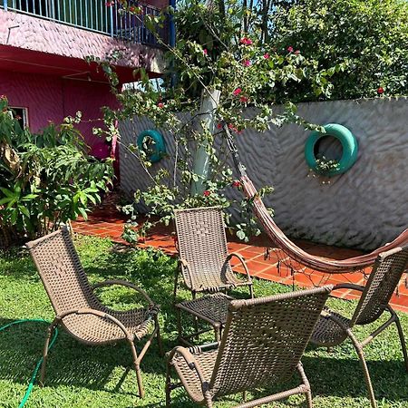 Guembe Al Rio Hostel Puerto Iguazu Exterior photo