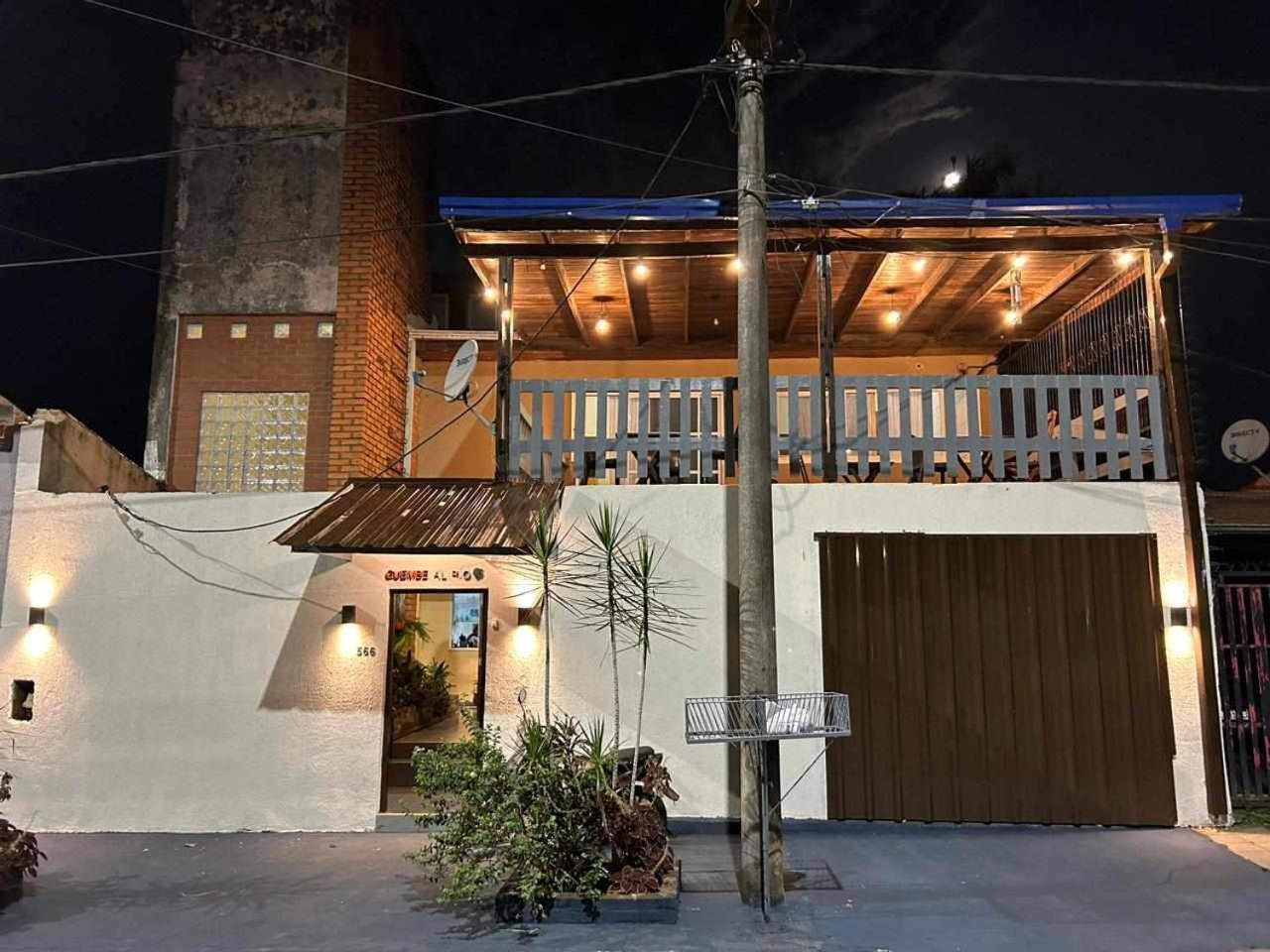 Guembe Al Rio Hostel Puerto Iguazu Exterior photo